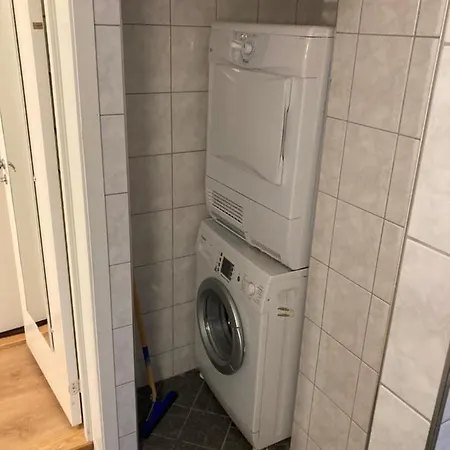 Kjellerleilighet - Nært Haukeland Sykehus. Leilighet Bergen